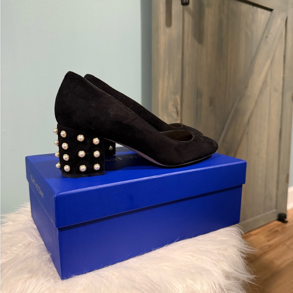 Stuart Weitzman Black Heels with Pearl Accents - Picture 2 of 6